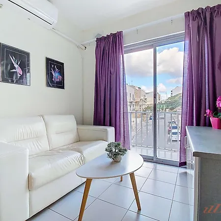 Sunny In Mellieha * Is-Sellum
